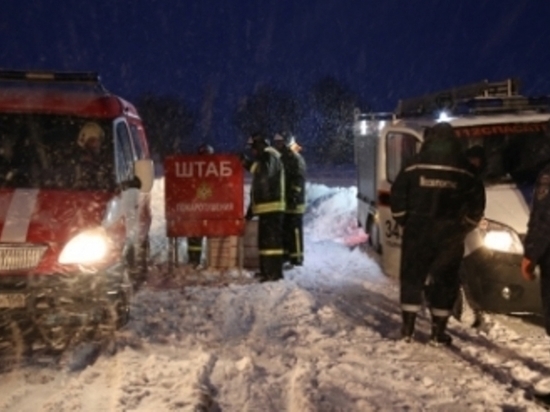 Официально: на месте крушения рейса 703 Москва-Орск  найдены тела двух погибших