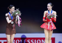 Командные соревнования в фигурном катании на Олимпиаде-2018 подходят к концу и зрителям осталось насладиться лишь танцами на льду. Однако, уже заранее известен весь пьедестал почета. Благодаря выступлению Алины Загитовой, Россия гарантировала себе "серебро", но, увы, не смогла обогнать Канаду, которая стала первой. Тройку призеров замкнули представители США.