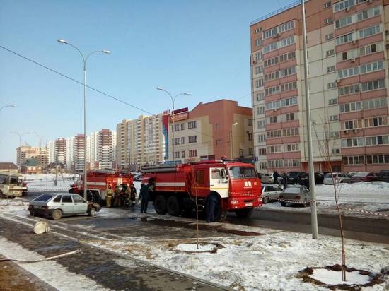 Двое детей, эвакуированные с пожара на Салмышской в Оренбурге, скончались в больнице