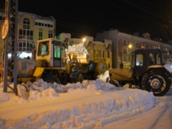 В ночь с воскресенья на понедельник с улиц Иваново вывезли 4 тысячи кубометров снега