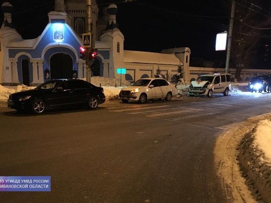 В Иванове пьяный водитель скорой помощи устроил тройное ДТП