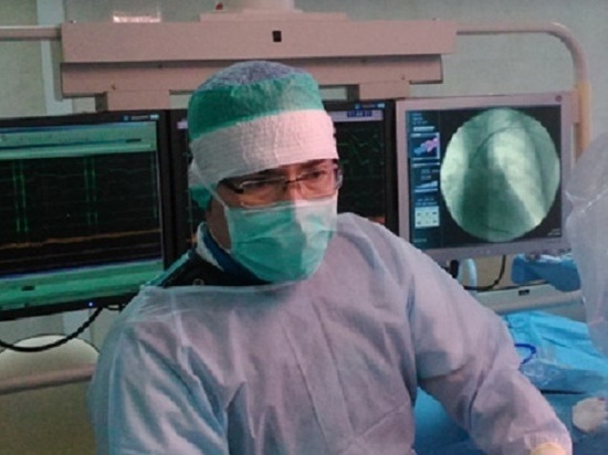 В НИИ кардиологии Томска впервые в России имплантированы дефибрилляторы нового поколения