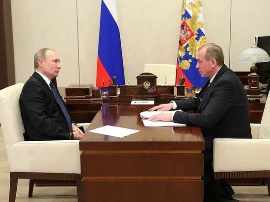 Путин пообещал помочь Иркутской области со строительством крытого стадиона для хоккея с мячом