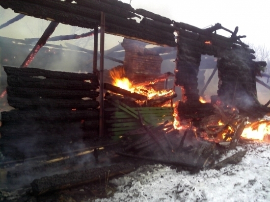 В Ярославском районе женщина сгорела в собственном доме