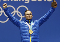 Украинцы требует наказать своего золотого медалиста Олимпиады Александра Абраменко за пьедестальные объятия с российским спортсменом Ильей Буровым, «чтобы не повадно было»