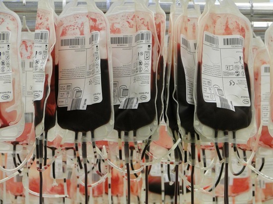 Курские полицейские стали донорами крови 