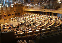 Парламент Шотландии отказался рассматривать законопроект премьер-министра Великобритании Терезы Мэй о процедуре выхода страны из Евросоюза. Об этом BBC заявила первый министр Шотландии Никола Стерджен. 