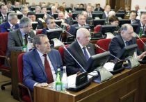 Вообще-то предполагалось, что главным событием очередного пленарного заседания Думы Ставрополья станет восстановление социальной справедливости в виде возобновления действия 12 краевых законов, приостановленных при принятии бюджета на 2018 год