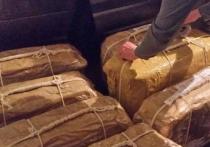 Могли или нет наркоторговцы использовать в качестве канала доставки кокаина из Латинской Америки в Европу и Россию самолеты спецотряда «Россия», который перевозит первых лиц нашего государства? Такая тема сейчас горячо обсуждается в интернете