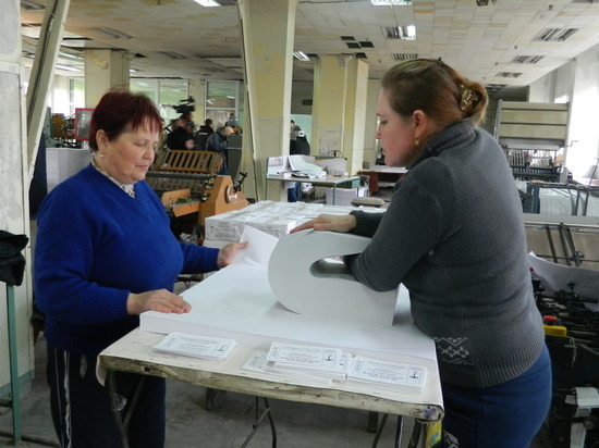 Крымчане готовятся к первым в их истории выборам Президента России