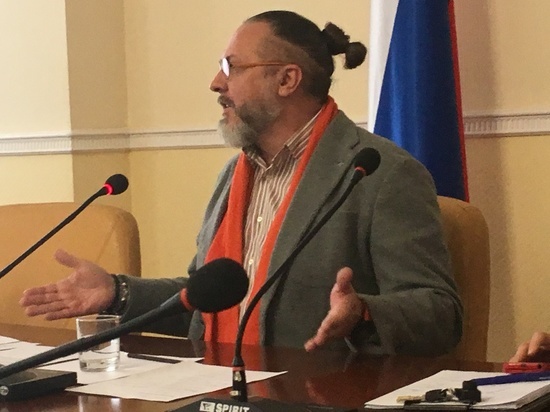 Советник орловского губернатора Юрий Грымов призвал СМИ ему поверить. Пока не  получается