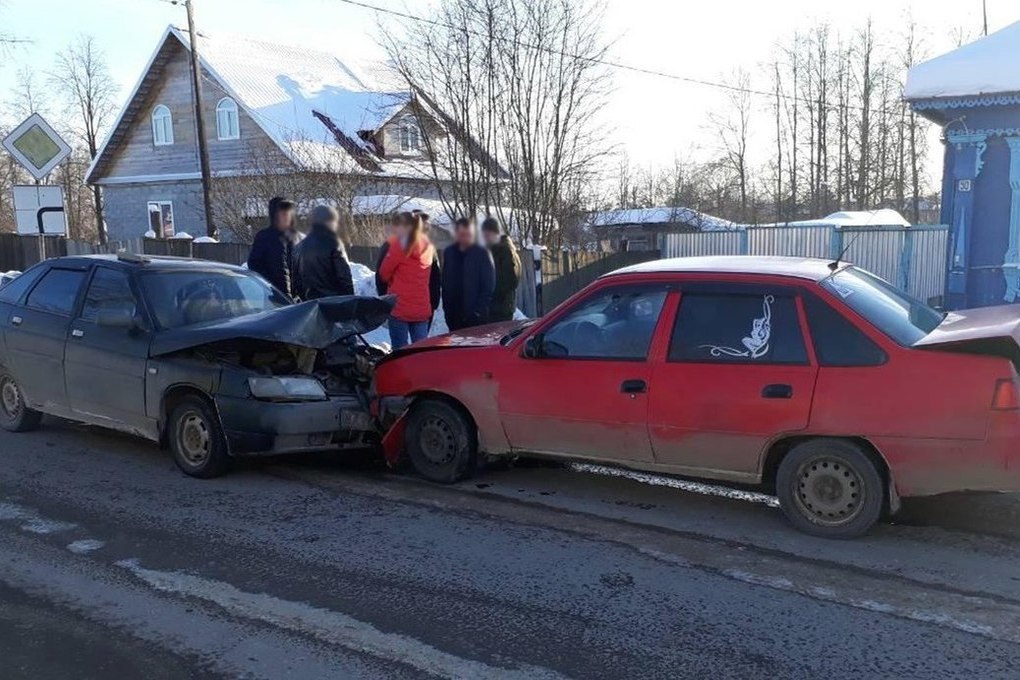 Поселок Лежнево зима