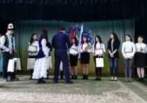 Памятные призы, денежные сертификаты и грамоты получили 10 студентов