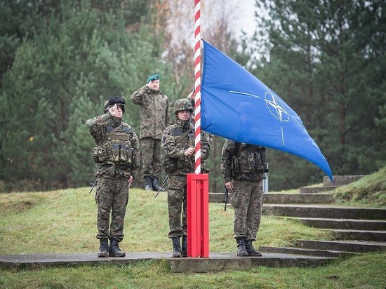НАТО запланировало вдвое больше учений вокруг России НАТО запланировало вдвое больше учений вокруг России