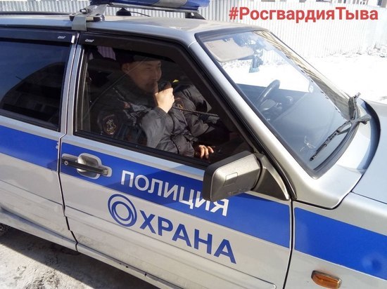 В Кызыле нашли автомашину с трупом
