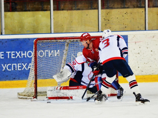 ХК «Мордовия» победил в первом матче 1/4 плей-офф
