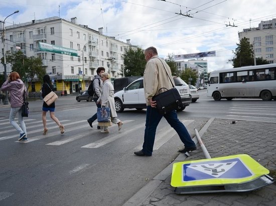 На пяти улицах Екатеринбурга запретят остановки и стоянки