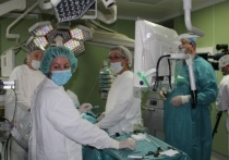 По три операции в день сегодня делают в Ивано-Матренинской больнице на операционном комплексе нового поколения OR1