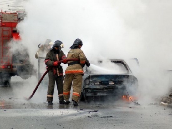 В Ульяновске подожгли «семерку», еще 6 машин сгорели по той же причине с начала года 