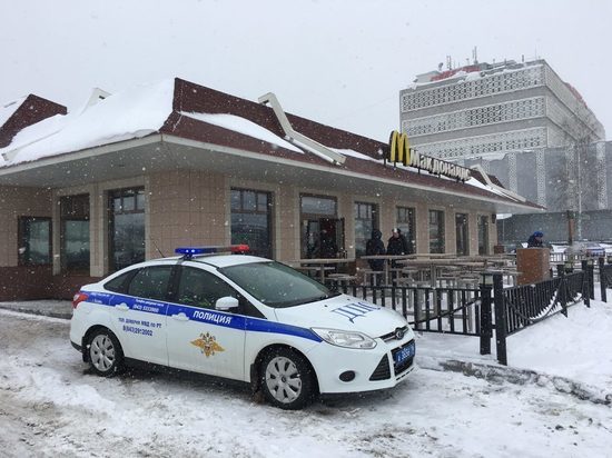 Эвакуированы посетители и сотрудники «Макдoнальдса» возле вокзала Казань-1