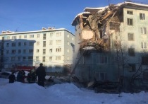 Во вторник вечром в Мурманске взорвался дом