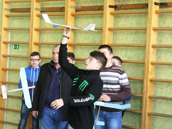 Авиамоделисты впервые выступят в Костроме с моделями планеров F1E (N) для залов 