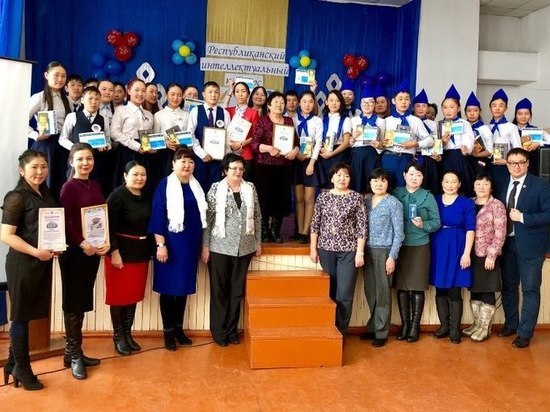 Вице-спикер тувинского парламента продвигает русский	 язык в  Монголии