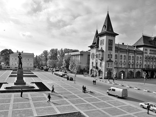 В областном центре горожанам было предложено выбрать объект, на который именно в текущем году прольётся золотой дождь бюджетного финансирования