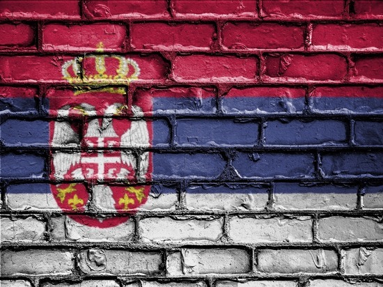 Над Сербией и ее руководством стремительно сгущаются тучи
