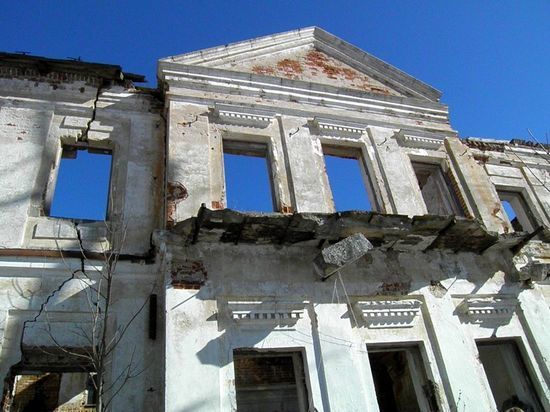 В Тверской области разрушается дом губернатора