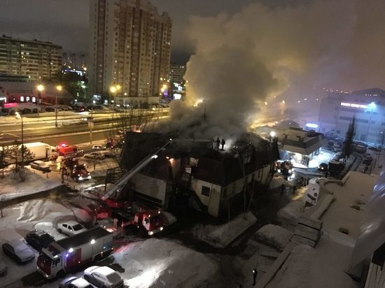 В Казани горел ресторан «Старый Амбар»