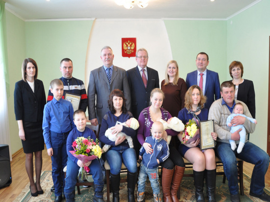 29 марта состоялся рабочий визит Эдуарда Зайнака, заместителя Губернатора области, в Бабушкинский муниципальный район

