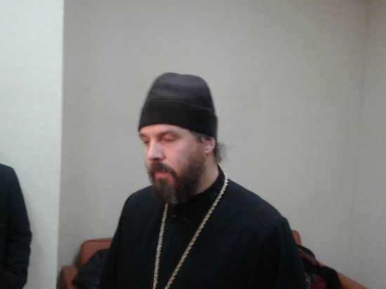 Екатеринбургский суд решил судьбу священника, сравнившего Ленина c Гитлером
