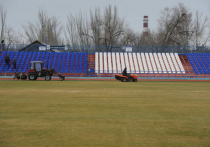 Сегодняшний рабочий день глава Волгоградской области начал с проверки стадиона «Зенит» в Краснооктябрьском районе региональной столицы