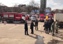 Мужчина, эвакуированный из горящего ТЦ «Персей для детей» на востоке Москвы, скончался в машине скорой помощи