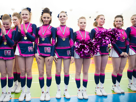 9 медалей завоевали тверские "розовые пантеры" на всероссийских соревнованиях