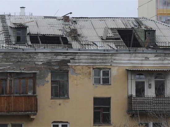 В Новокуйбышевске обвалилась крыша жилого дома 
