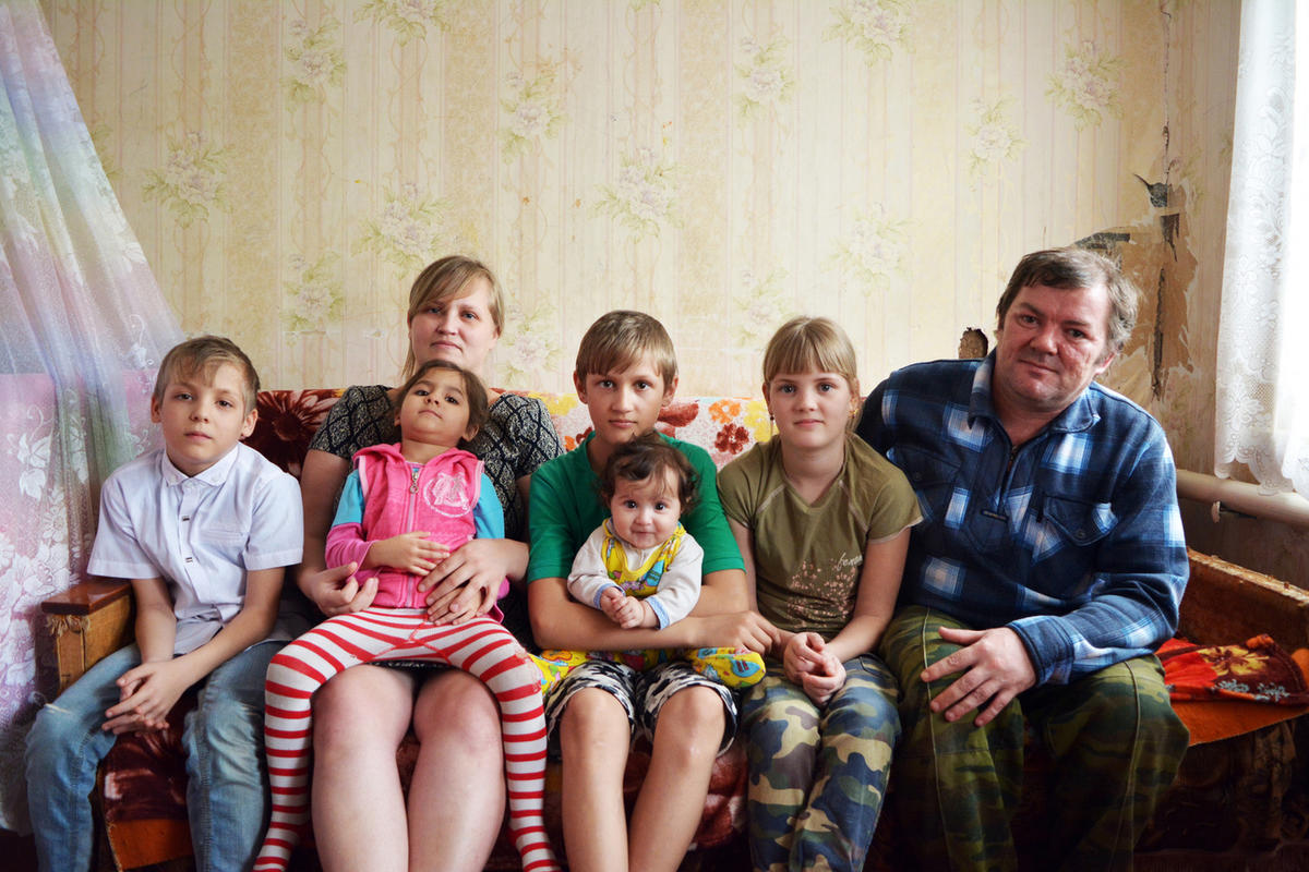 Семей отзывы врачей. Многодетная семья. Многодетная семья в России. Фотосессия многодетной семьи. Многодетные семьи Москвы.
