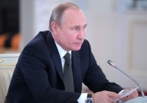 Президент заявил об угрозах прямо вблизи границ нашего государства, где потенциальные враги России пытаются разжечь старые и возбудить новые конфликты