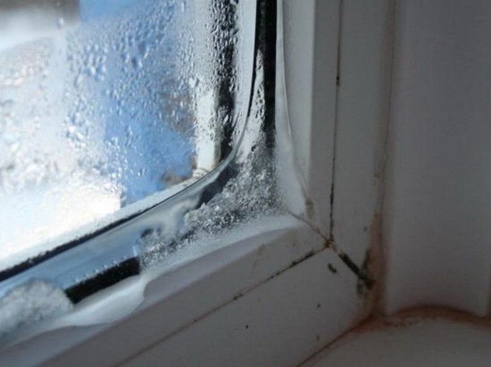 В Оренбурге предприниматель заплатит больше 100 тысяч рублей за три промерзающих окна