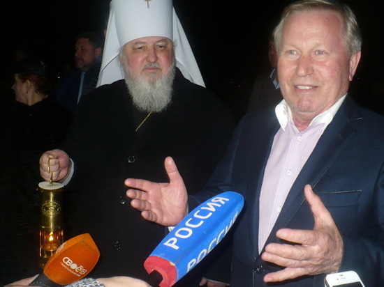 Частица Святого света доставлена в Казанский кафедральный собор Ставрополя