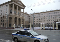 Грандиозный скандал на Петровке, 38, связанный с разоблачением банды сотрудников уголовного розыска, которые торговали изъятым при обысках раритетным оружием, получил завершение в Люблинском районном суде Москвы