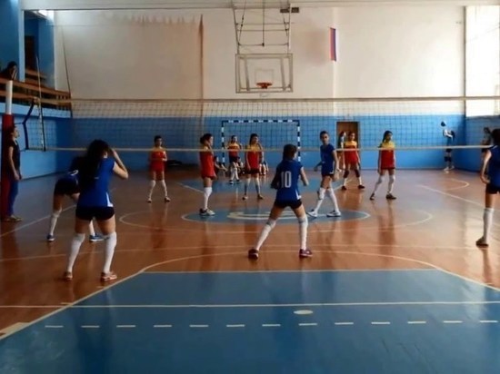Стали известны итоги соревнований по волейболу среди девушек из Калмыкии 
