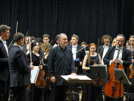 В Большом концертном зале филармонии выступит Симфонический оркестр Мариинского театра под управлением Валерия Гергиева