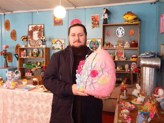 Выставка пасхальных яиц из теста и папье-маше открылась в Тверской области