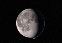 Американское аэрокосмическое агентство NASA представила пятиминутный видеоролик, рассказывающий о наиболее интересных регионах Луны и позволяющий увидеть их виртуальную визуализацию в небывало высоком качестве
