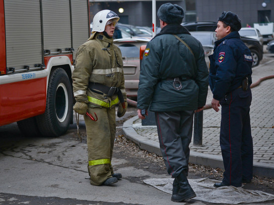 В Серове эвакуировали посетителей ТЦ из-за возможного возгорания