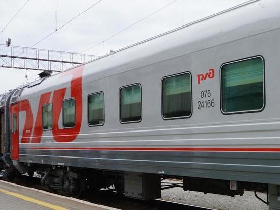 Пассажиры СвЖД более половины билетов на поезда дальнего следования оформили через интернет