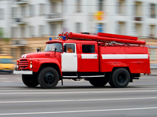 Из дома на ул. Алма-Атинской в Самаре эвакуировали 8 человек из-за пожара 