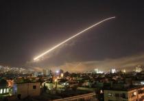 Сирийские СМИ сообщили о том, что в ночь с понедельника на вторник была совершена новая ракетная атака против авиабазы правительственных сил Шайрат в провинции Хомс